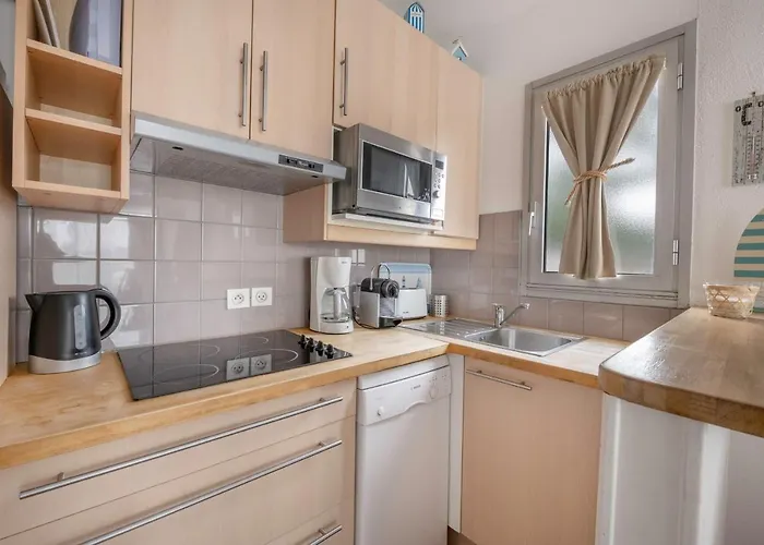 Apartment A 300m De La Plage, Pour 4